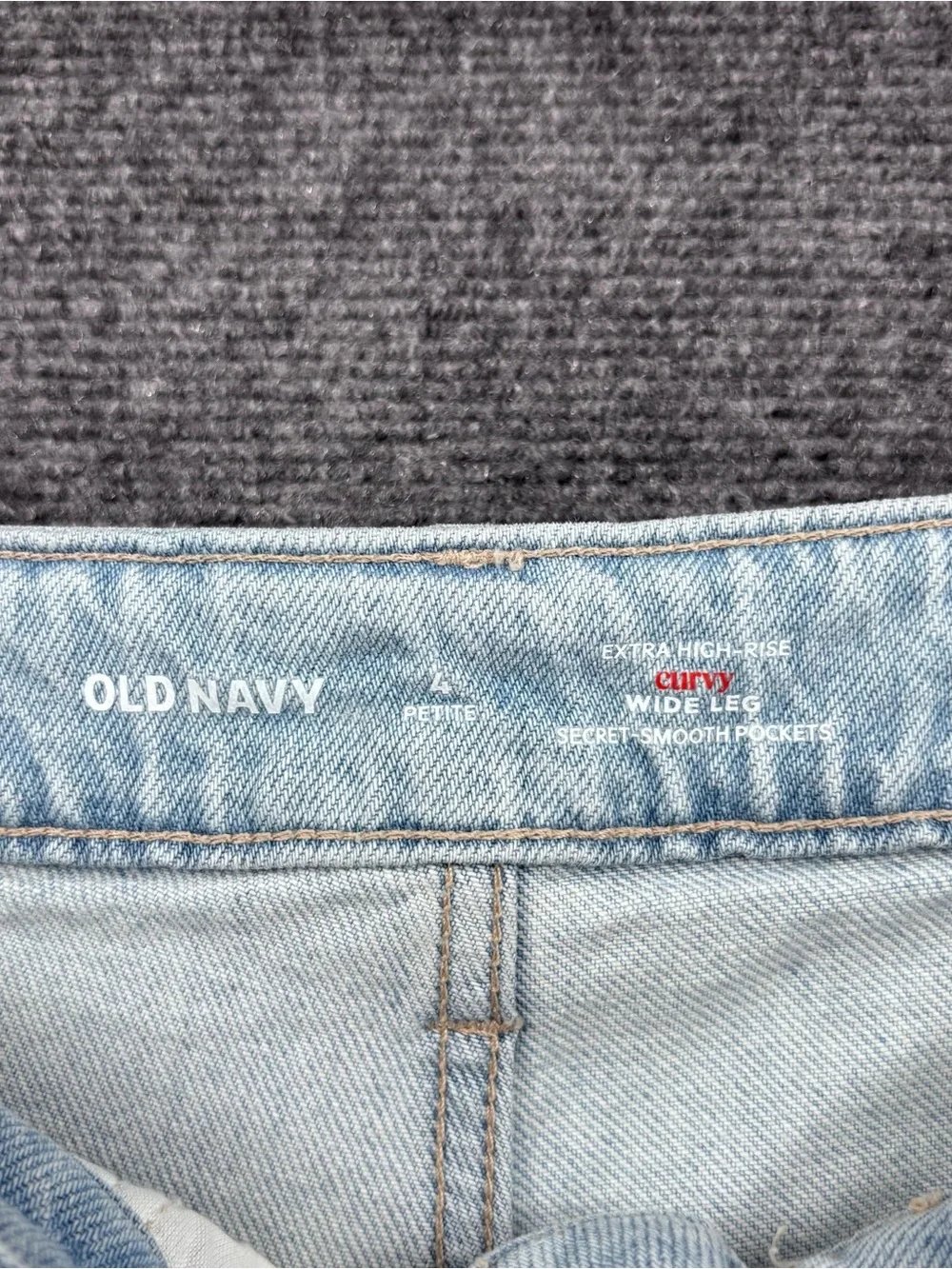 Old Navy Curvy Wide Leg High Rise Embroidered Scalloped Edge Jeans Women’s 4P